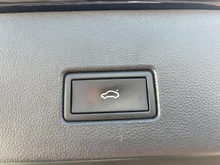 VW T-Roc Design TSI in Deep Black Perlef.