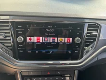 VW T-Roc Design TSI in Deep Black Perlef.