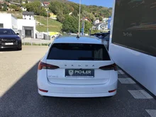 Škoda Octavia Combi Style TDI DSG in 9P Candy-Weiss