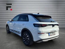VW T-Roc Life eTSI DSG in Pure White Dach Black Uni