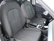 Audi Q3 35 TFSI intense in Ibisweiß
