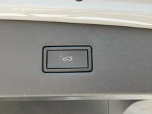 VW Tiguan Allspace R-Line TDI 4MOTION DSG in Pure White
