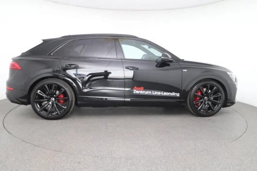 Bild eines Audi Q8 TFSI e quattro 360 kW