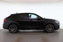 Audi Q8 e-hybrid quattro 290 kW in Mythosschwarz Metallic