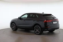 Audi Q8 e-hybrid quattro 290 kW in Mythosschwarz Metallic
