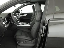 Audi Q8 e-hybrid quattro 290 kW in Mythosschwarz Metallic