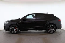 Audi Q8 e-hybrid quattro 290 kW in Mythosschwarz Metallic