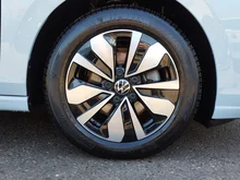 VW Golf Variant Life TSI in CRYSTAL ICE BLUE METALLIC