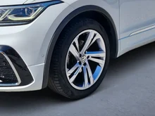 VW Tiguan R-Line TDI DSG in Pure White