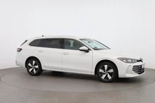 VW Passat Variant Business eHybrid 150kW in Pure White