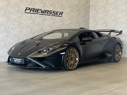 Lamborghini Huracán STO