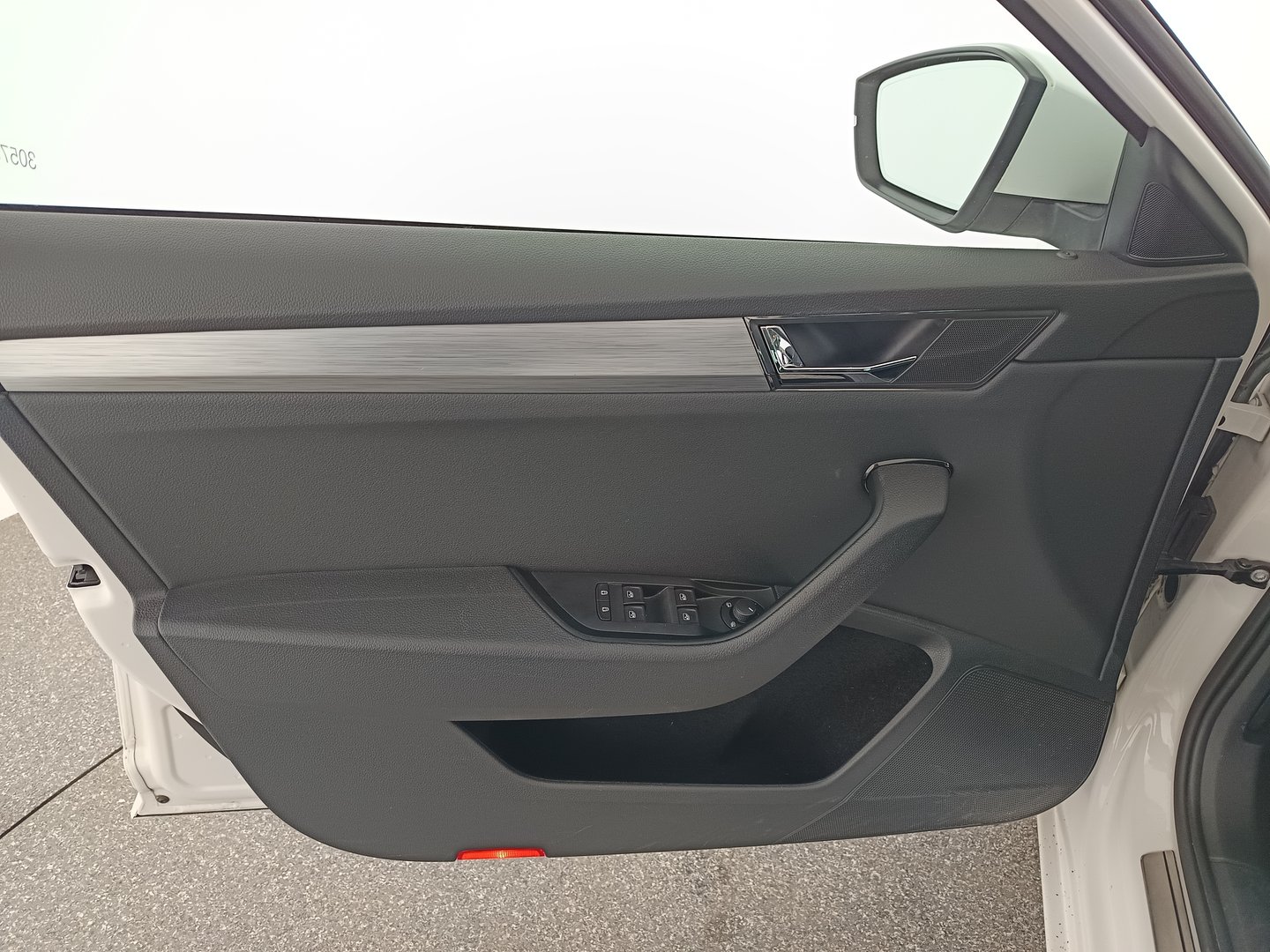 Škoda SUPERB Combi Ambition TDI | Bild 10 von 35
