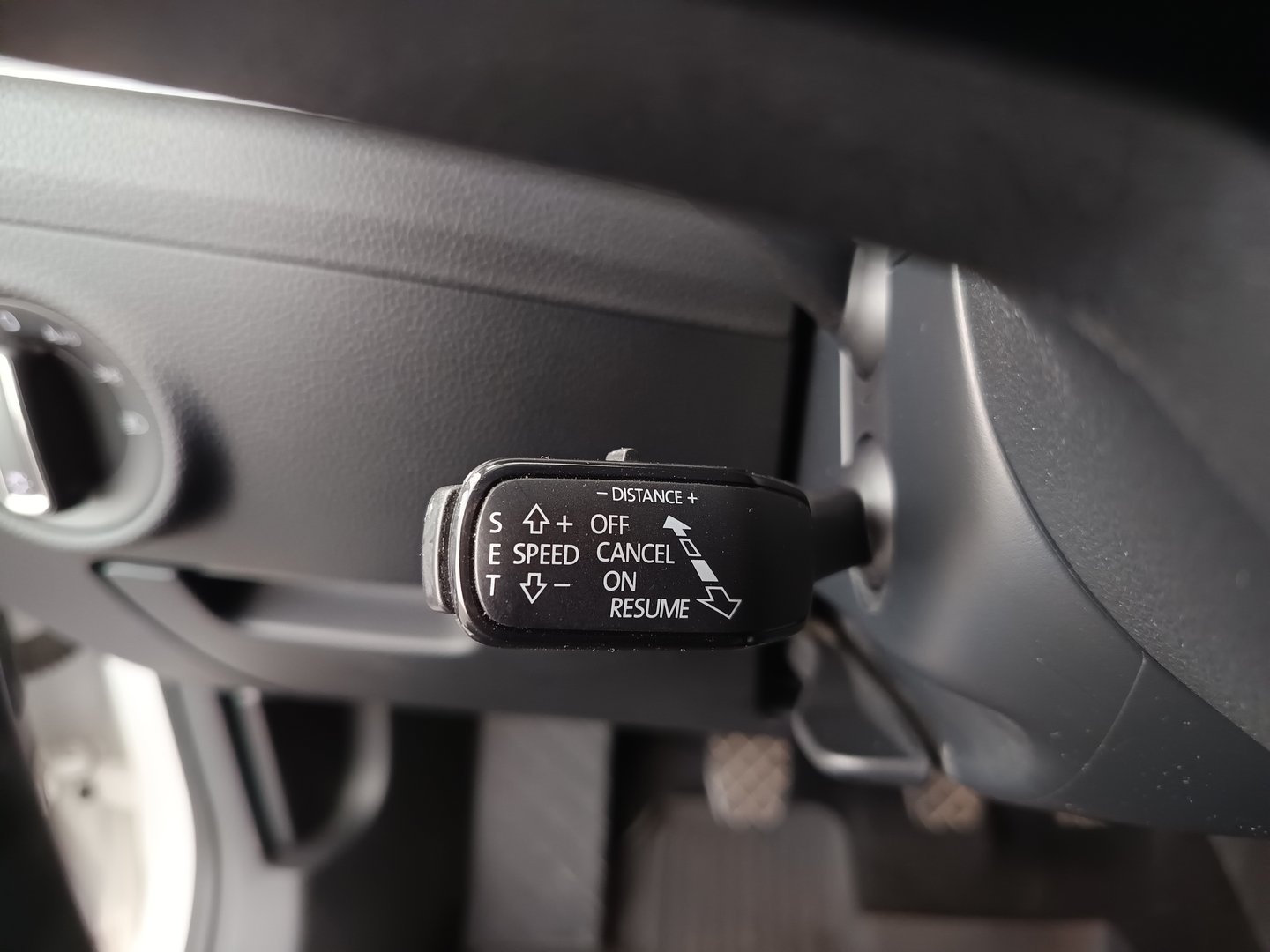 Škoda SUPERB Combi Ambition TDI | Bild 18 von 35