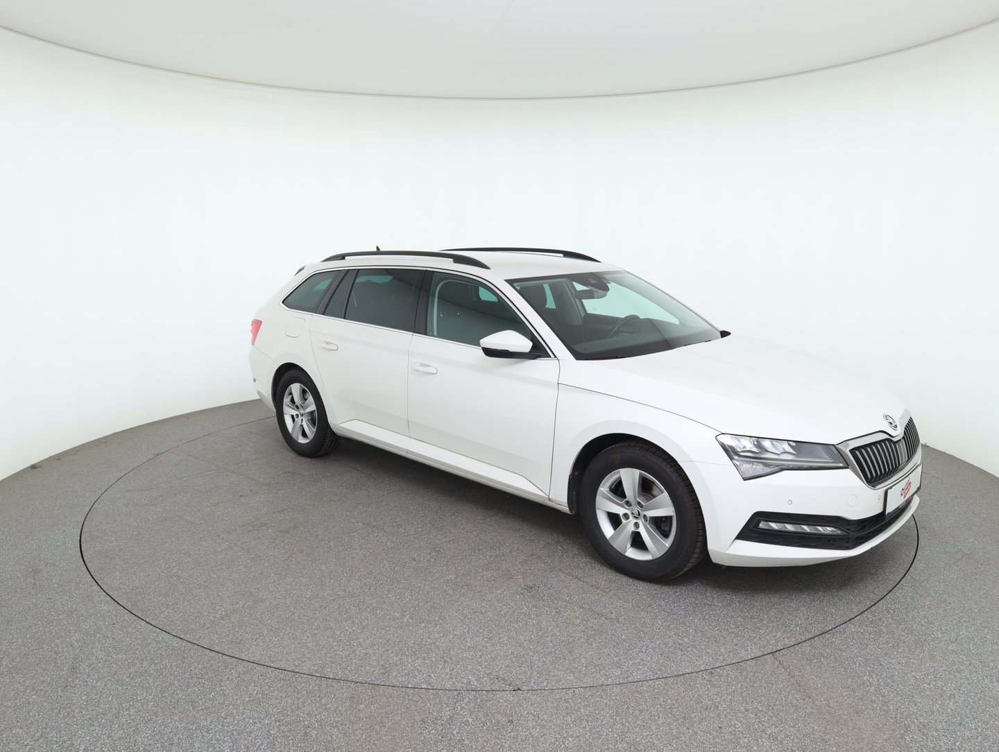 Škoda SUPERB Combi Ambition TDI | Bild 3 von 35