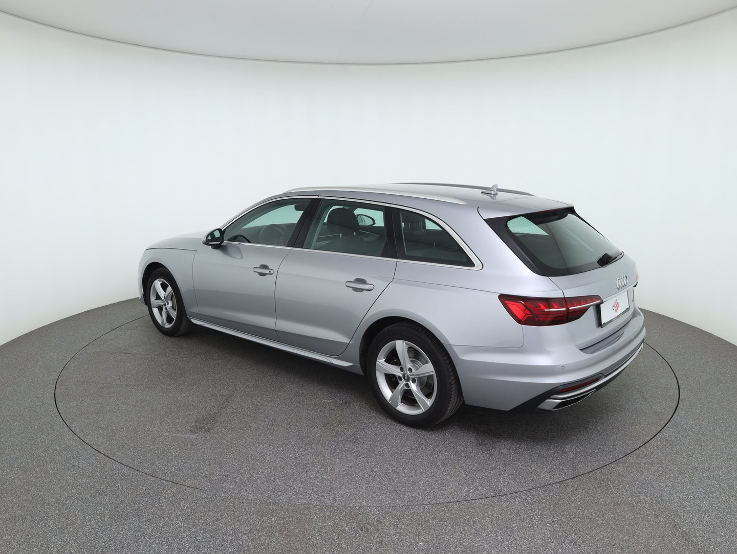 Audi A4 Avant 40 TDI quattro advanced | Bild 7 von 35