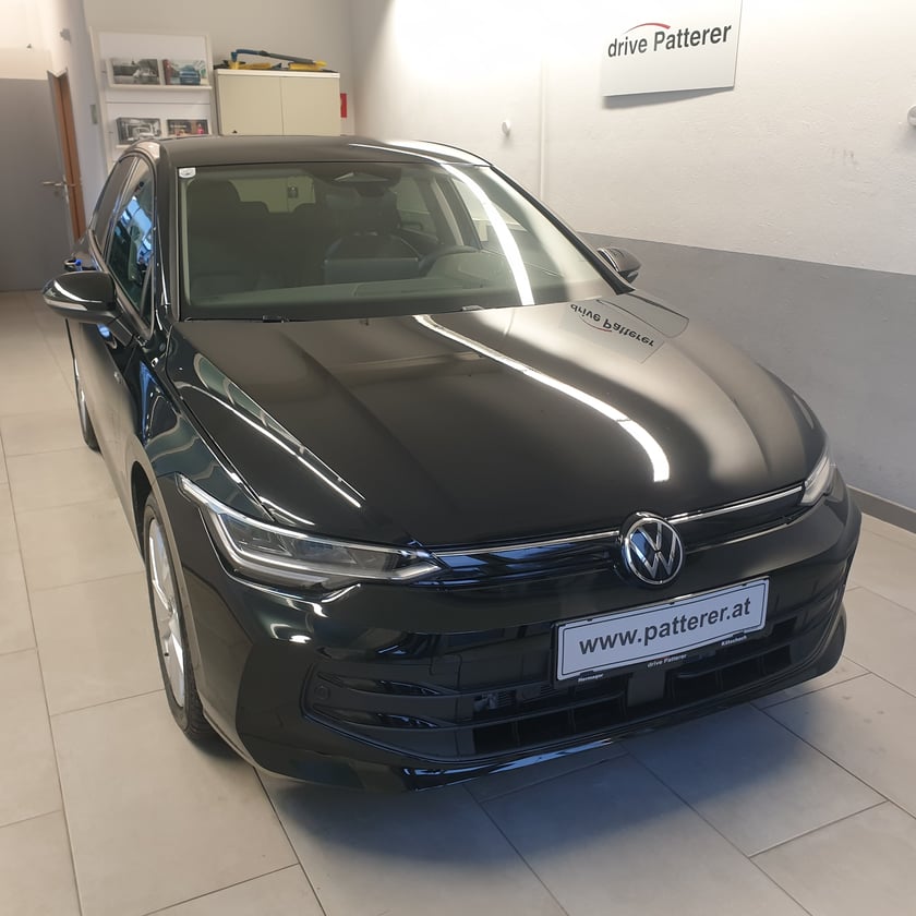 VW Golf Rabbit eHybrid DSG 150 kW