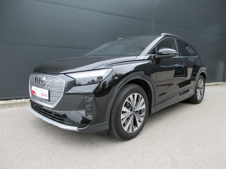 Audi Q4 55 e-tron quattro