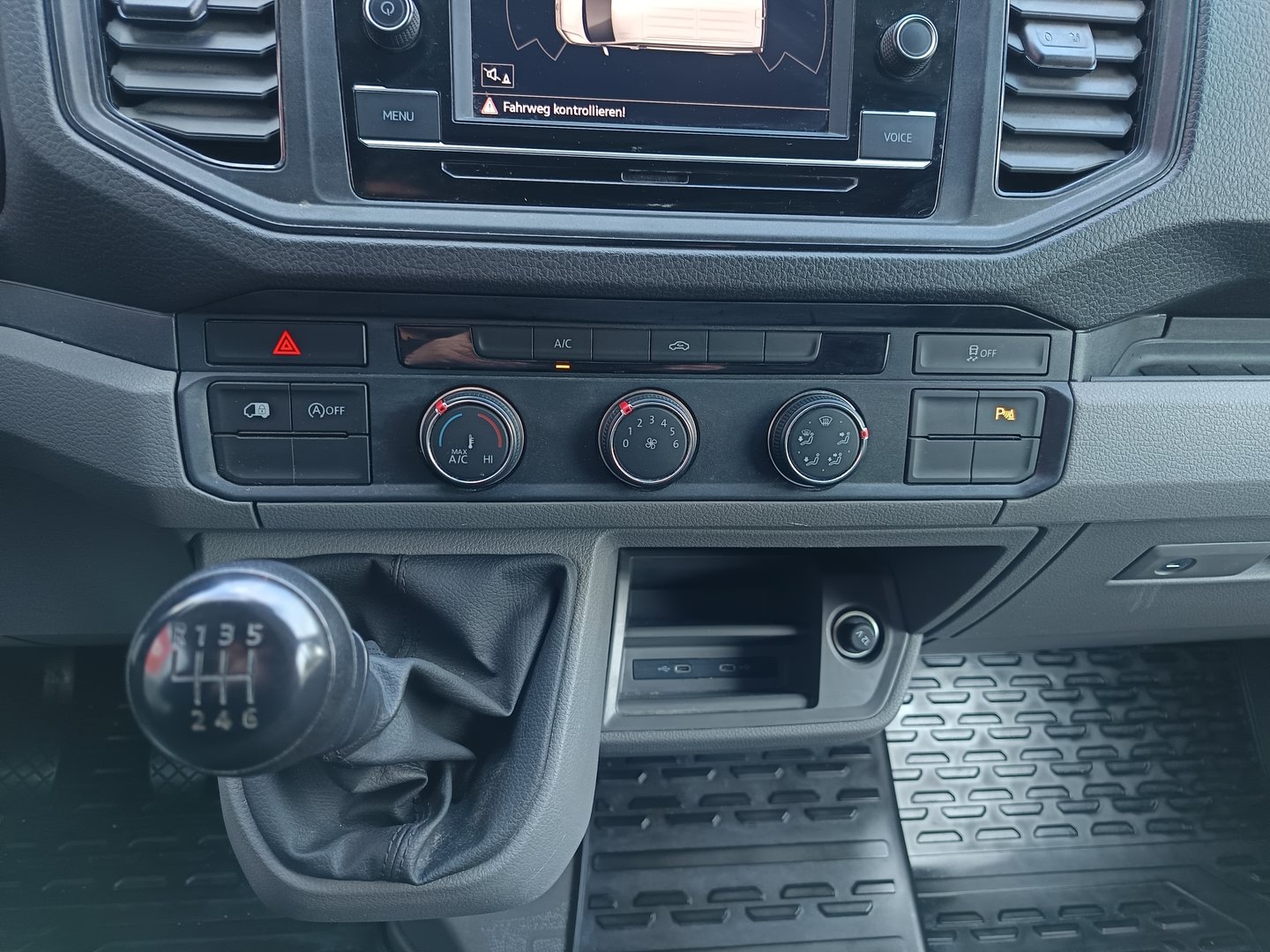 VW Crafter 30 Kastenwagen Entry L3H3 TDI | Bild 19 von 23
