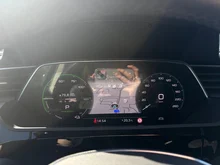 Audi e-tron 50 quattro 230 kW advanced in Brillantschwarz