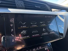 Audi e-tron 50 quattro 230 kW advanced in Brillantschwarz