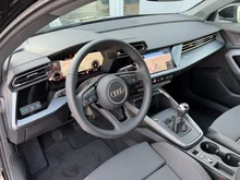 Audi A3 Sportback 30 TFSI in Brillantschwarz