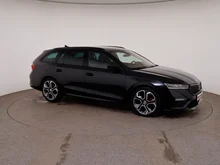Škoda Octavia Combi 4x4 RS TDI DSG in SCHWARZ-MAGIC PERLEFFEKT