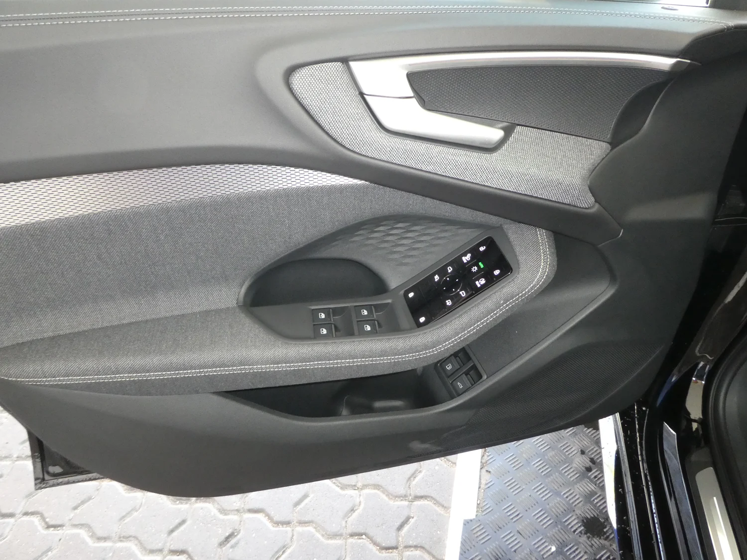 Bild eines Audi A5 Avant e-hybrid quattro 220 kW