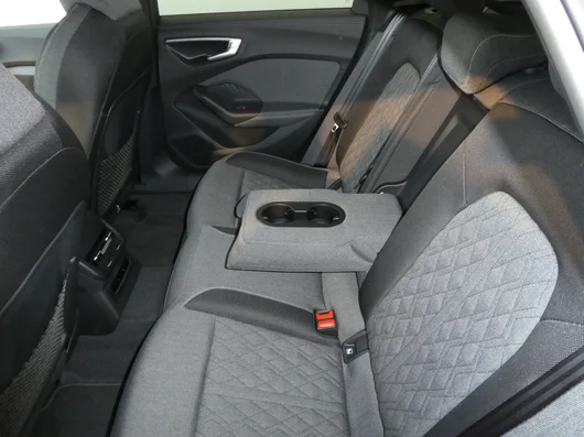 Bild eines Audi A5 Avant e-hybrid quattro 220 kW
