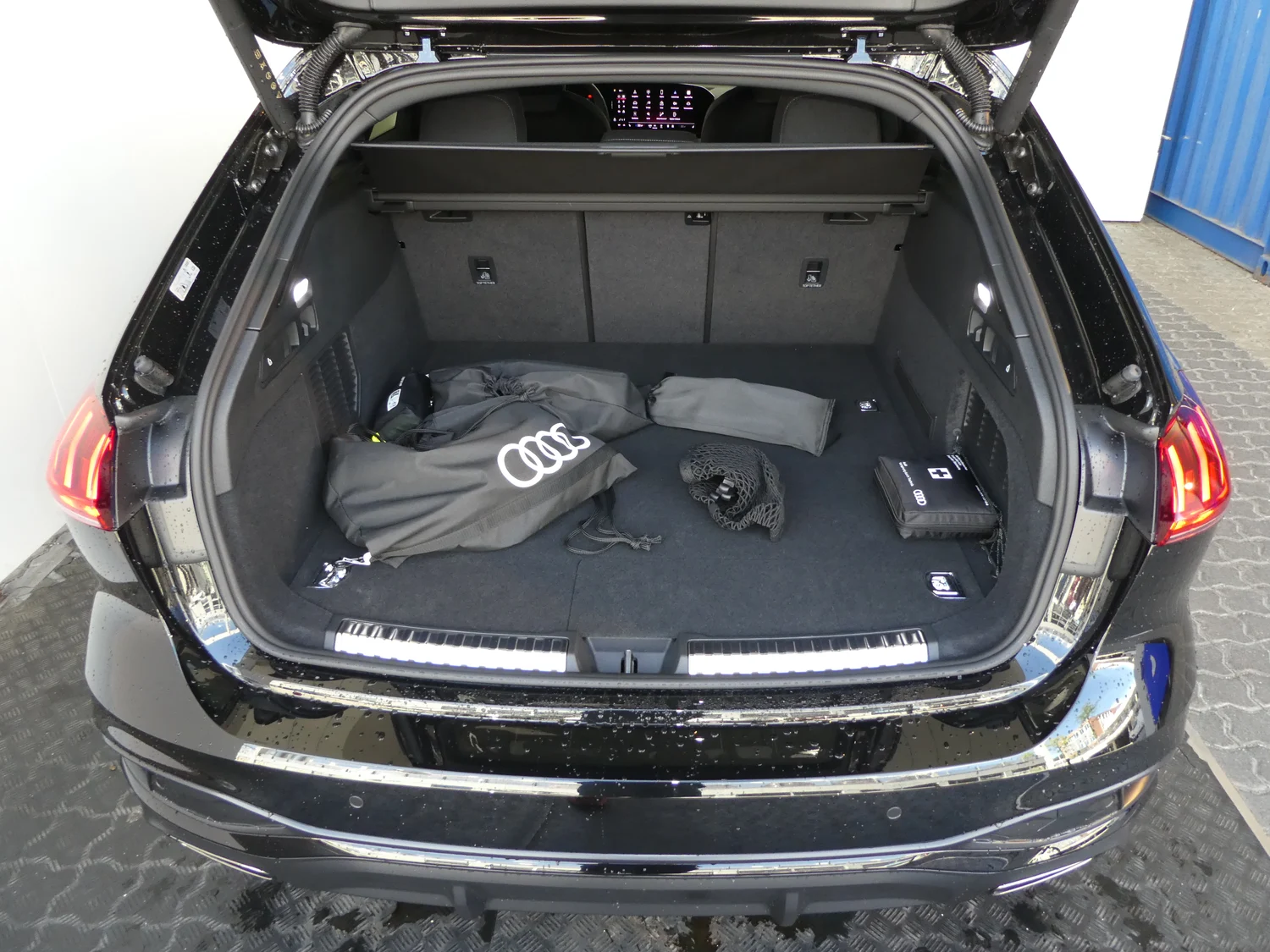 Bild eines Audi A5 Avant e-hybrid quattro 220 kW