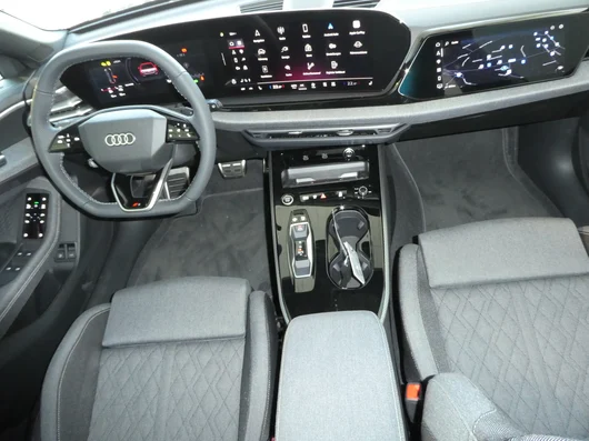 Bild eines Audi A5 Avant e-hybrid quattro 220 kW