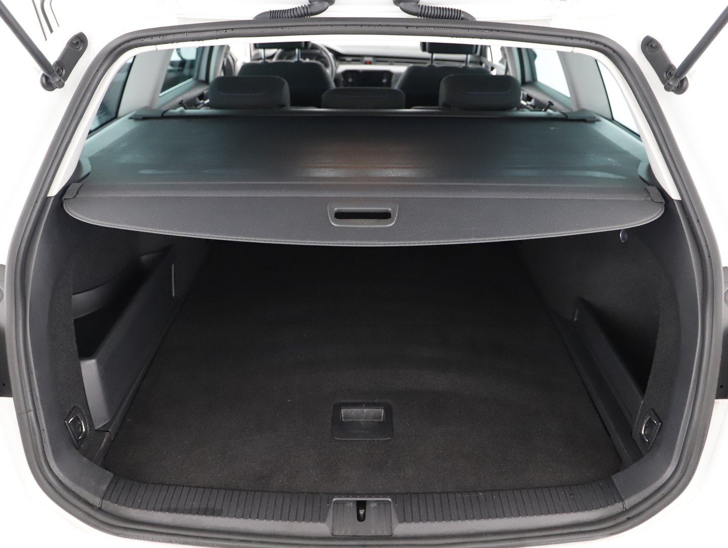 VW Passat Variant GTE | Bild 24 von 27