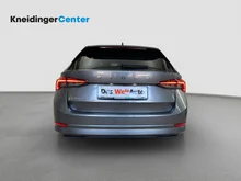 Škoda Octavia Combi Ambition TDI DSG in dunkelgrau - metallic