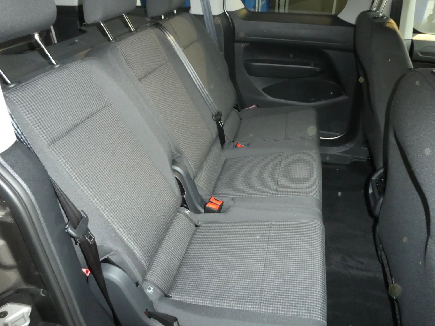Bild eines VW Caddy Family TDI