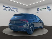 VW Golf Life TDI DSG in 2T Deep Black Perleffekt