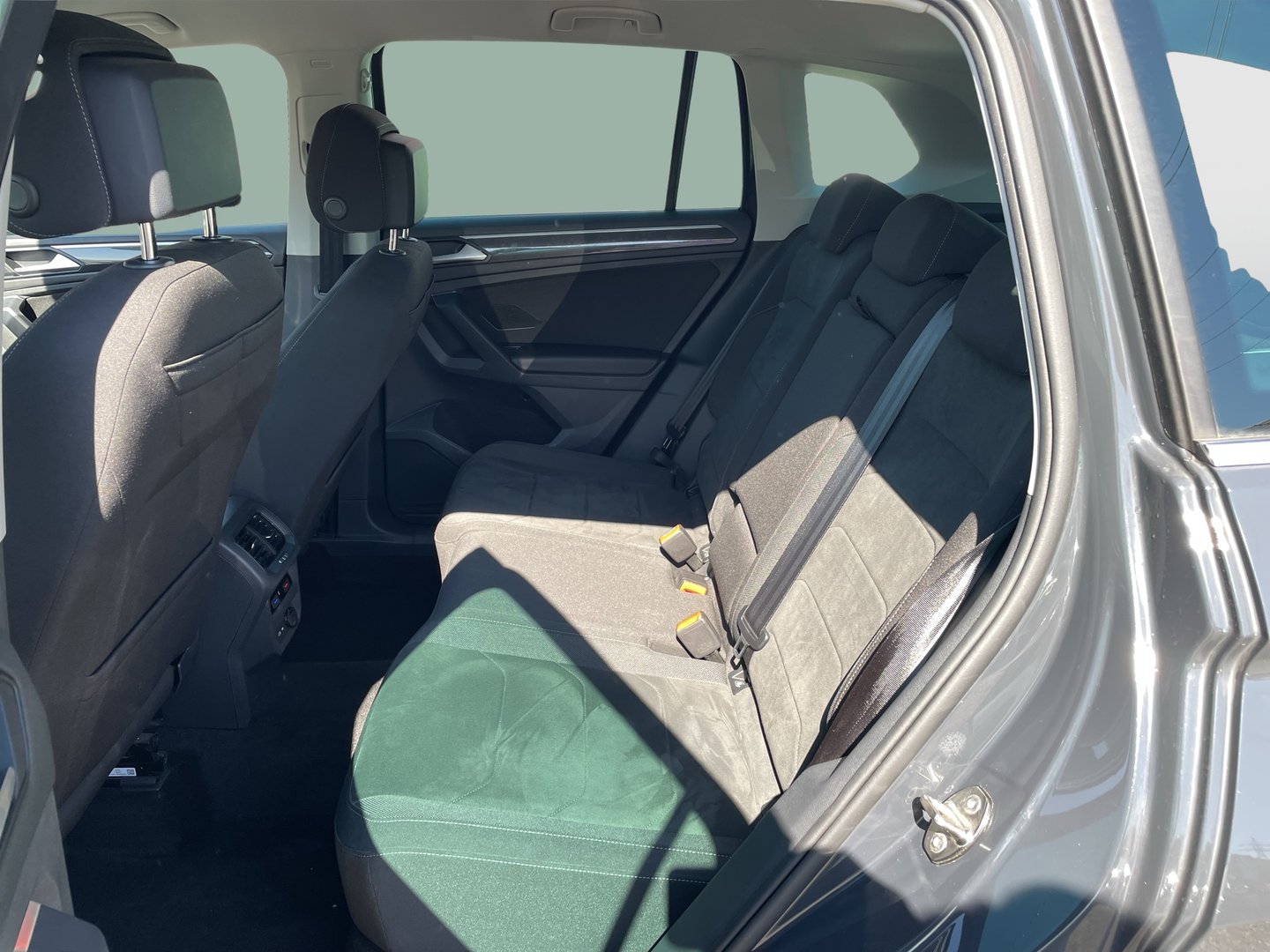 VW Tiguan Elegance TDI DSG | Bild 22 von 27
