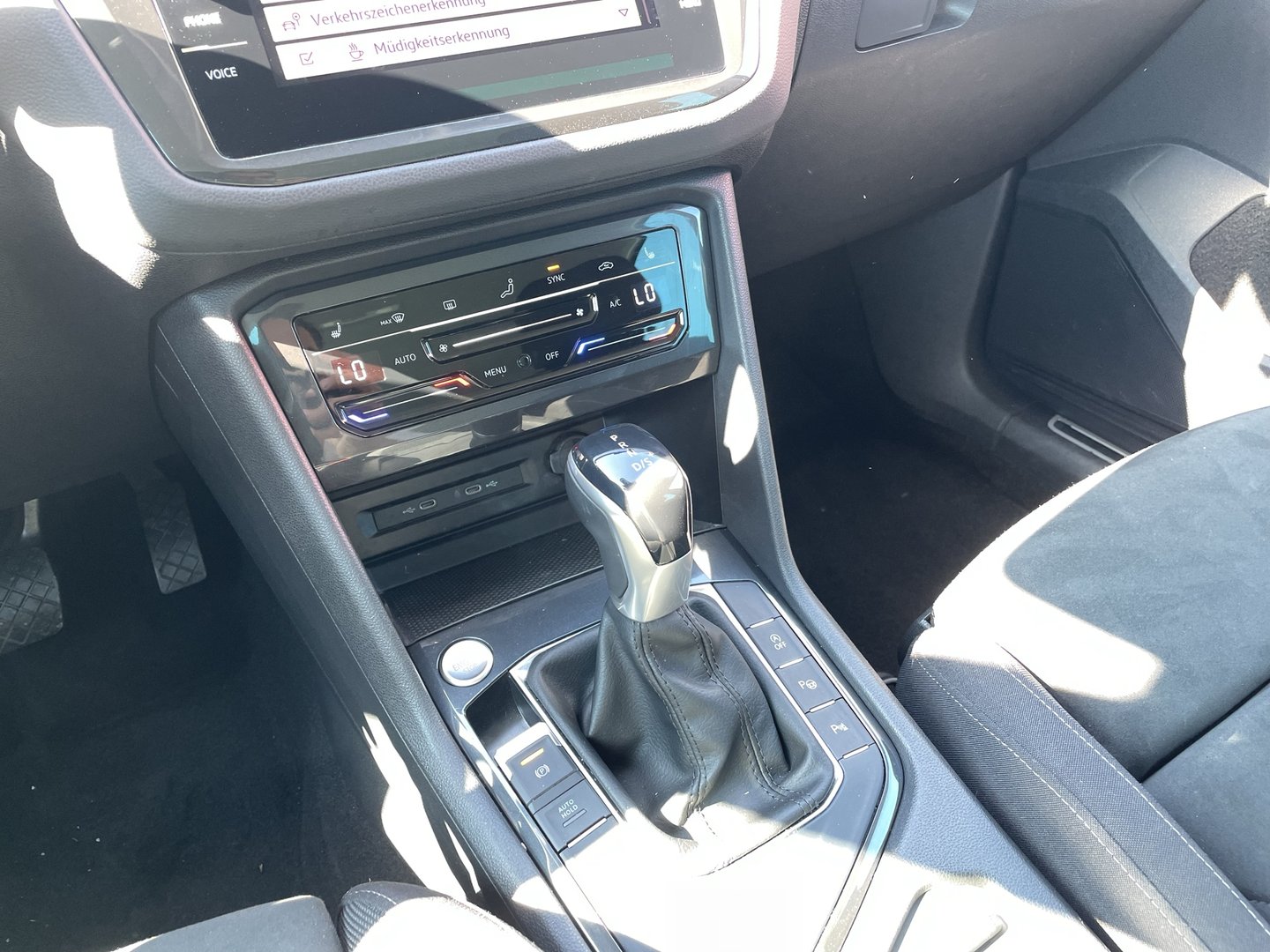 VW Tiguan Elegance TDI DSG | Bild 21 von 27