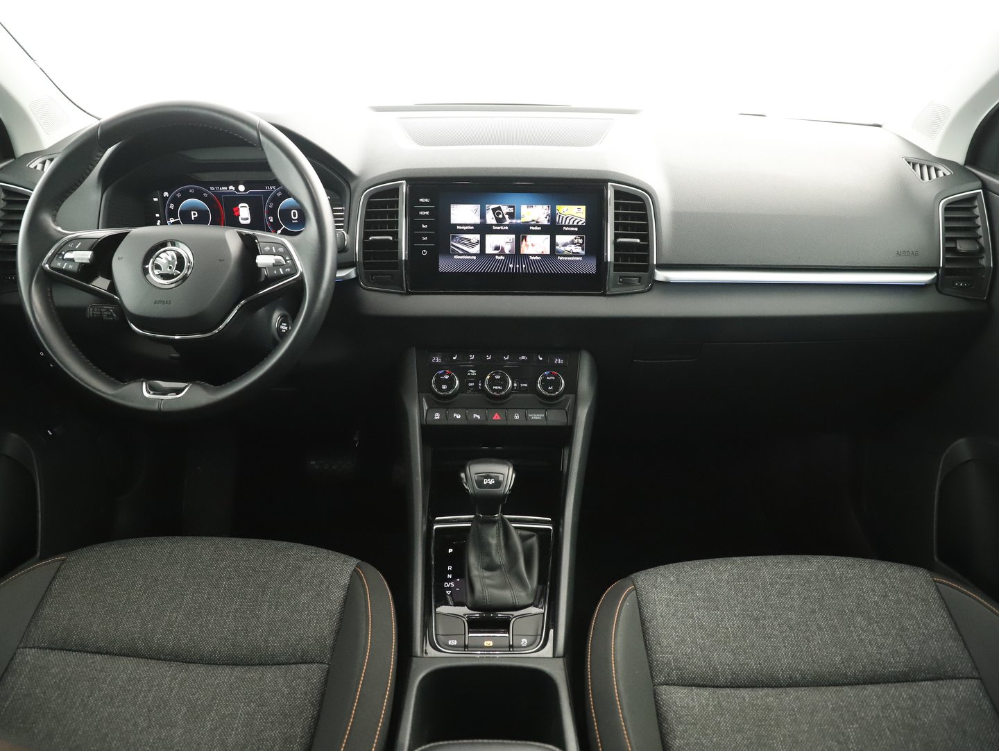 Škoda KAROQ Ambition SC TDI DSG | Bild 14 von 31