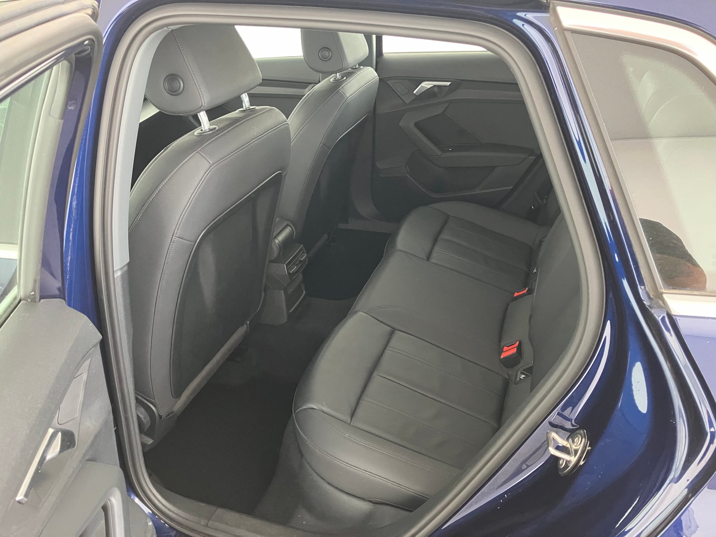Audi A3 Sportback 35 TDI advanced ext. | Bild 14 von 17