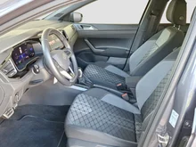VW Polo R-Line TSI DSG in dunkelgrau - metallic