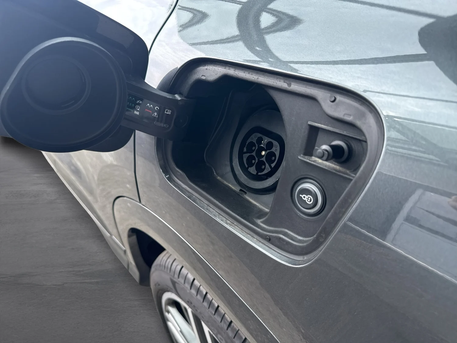 Bild eines Audi Q5 e-hybrid quattro 270 KW