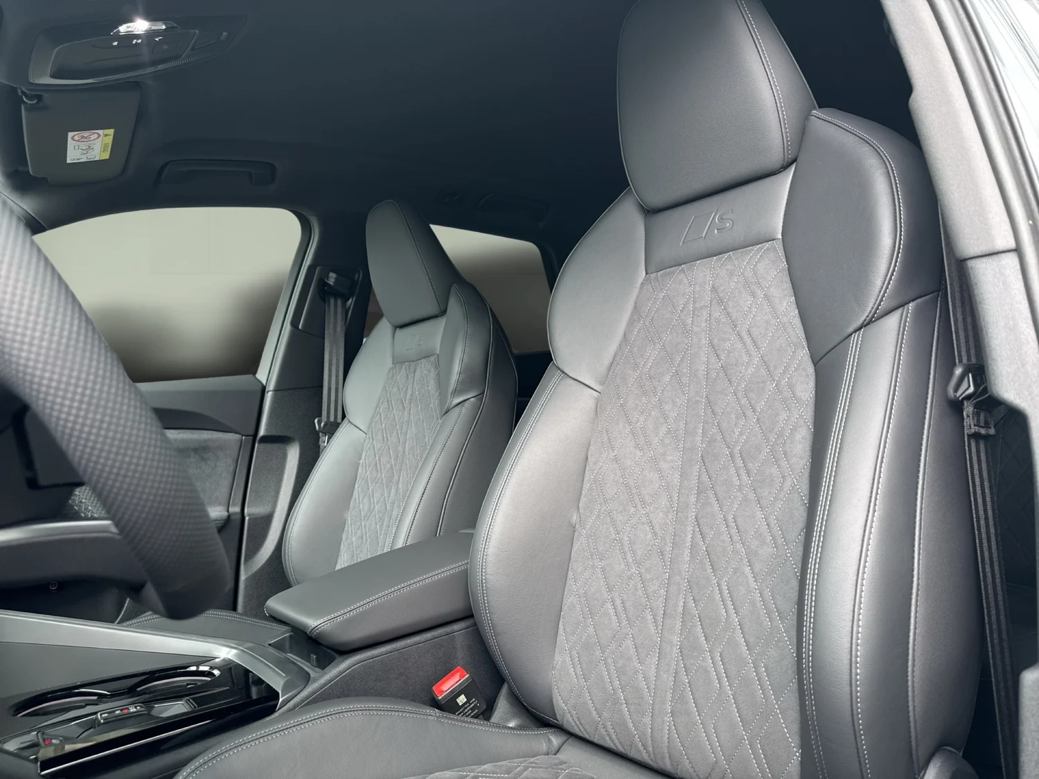 Bild eines Audi Q5 e-hybrid quattro 270 KW