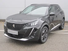 Peugeot 2008 PureTech 130 S&S GT EAT8 in schwarz
