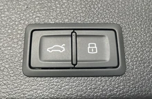 Audi Q2 30 TFSI admired in brillantschwarz klar