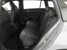 VW Golf Variant Sport mHeV DSG in Mondsteingrau