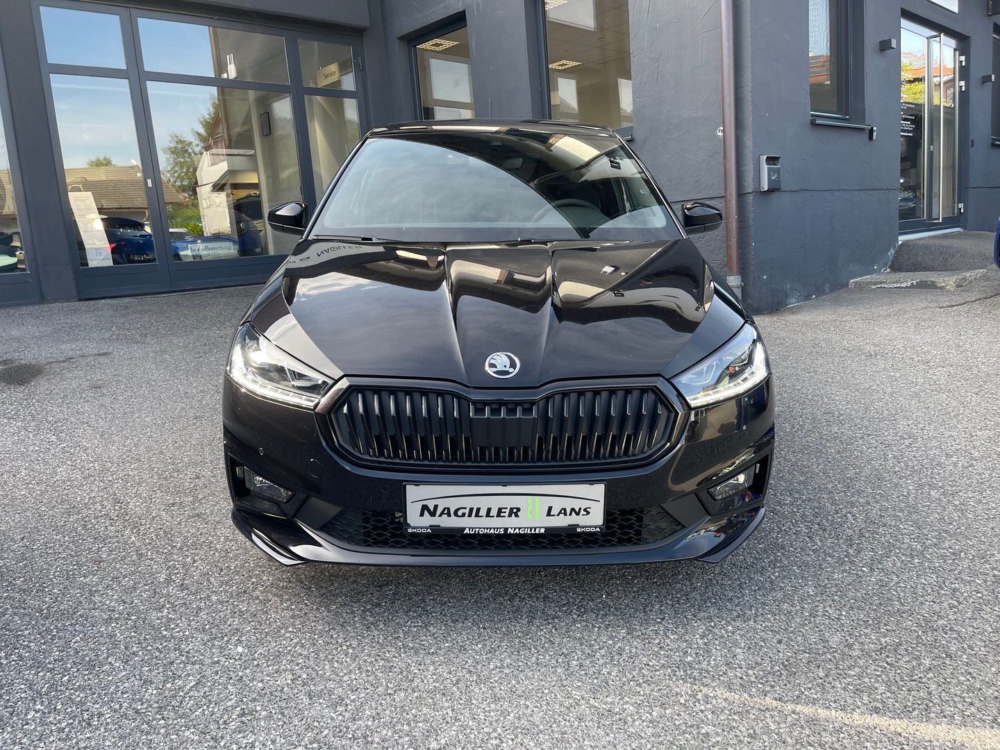 Fahrzeug Vorschaubild