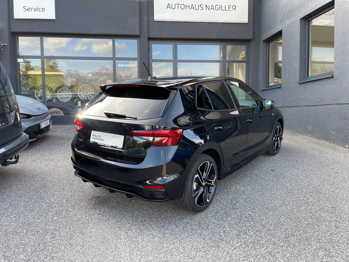 Fahrzeug Vorschaubild