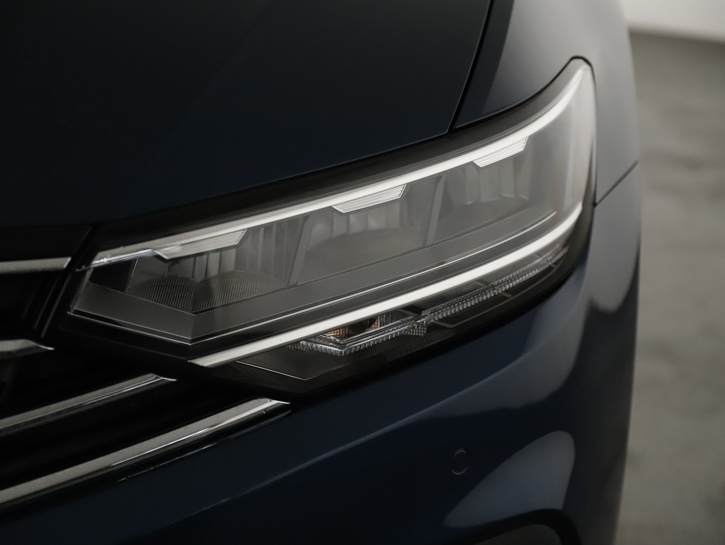 VW Passat Variant Business TDI | Bild 35 von 37