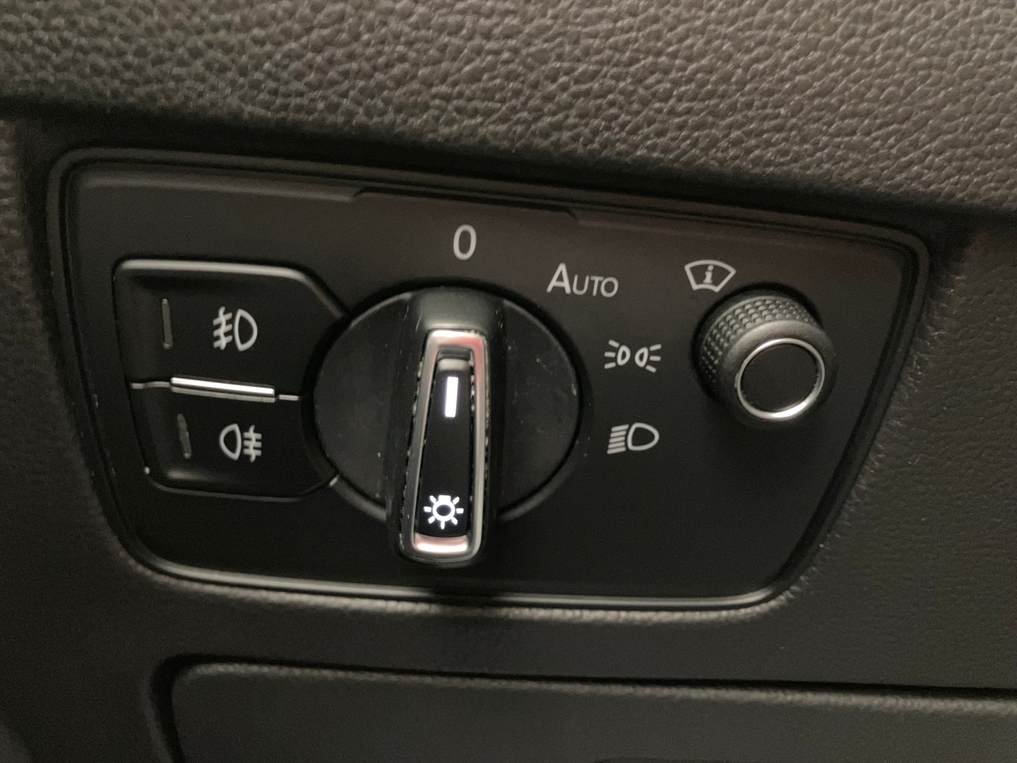 VW Passat Variant Business TDI | Bild 12 von 37