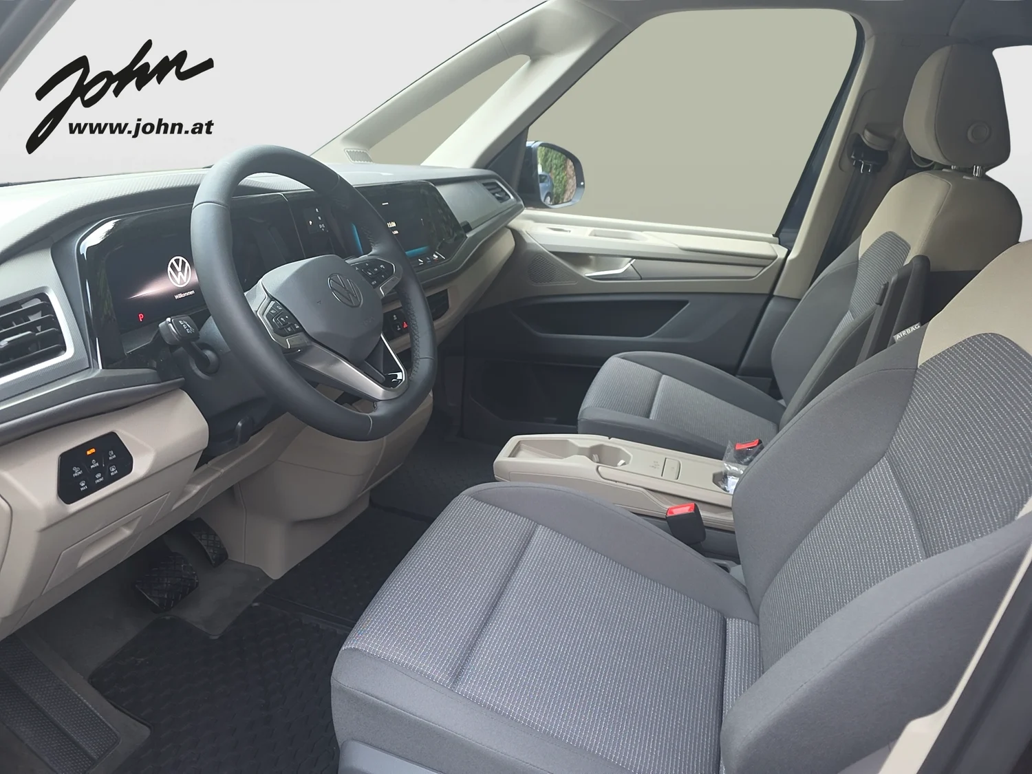 Bild eines VW Multivan Business ÜH eHybrid 180 kW 4M