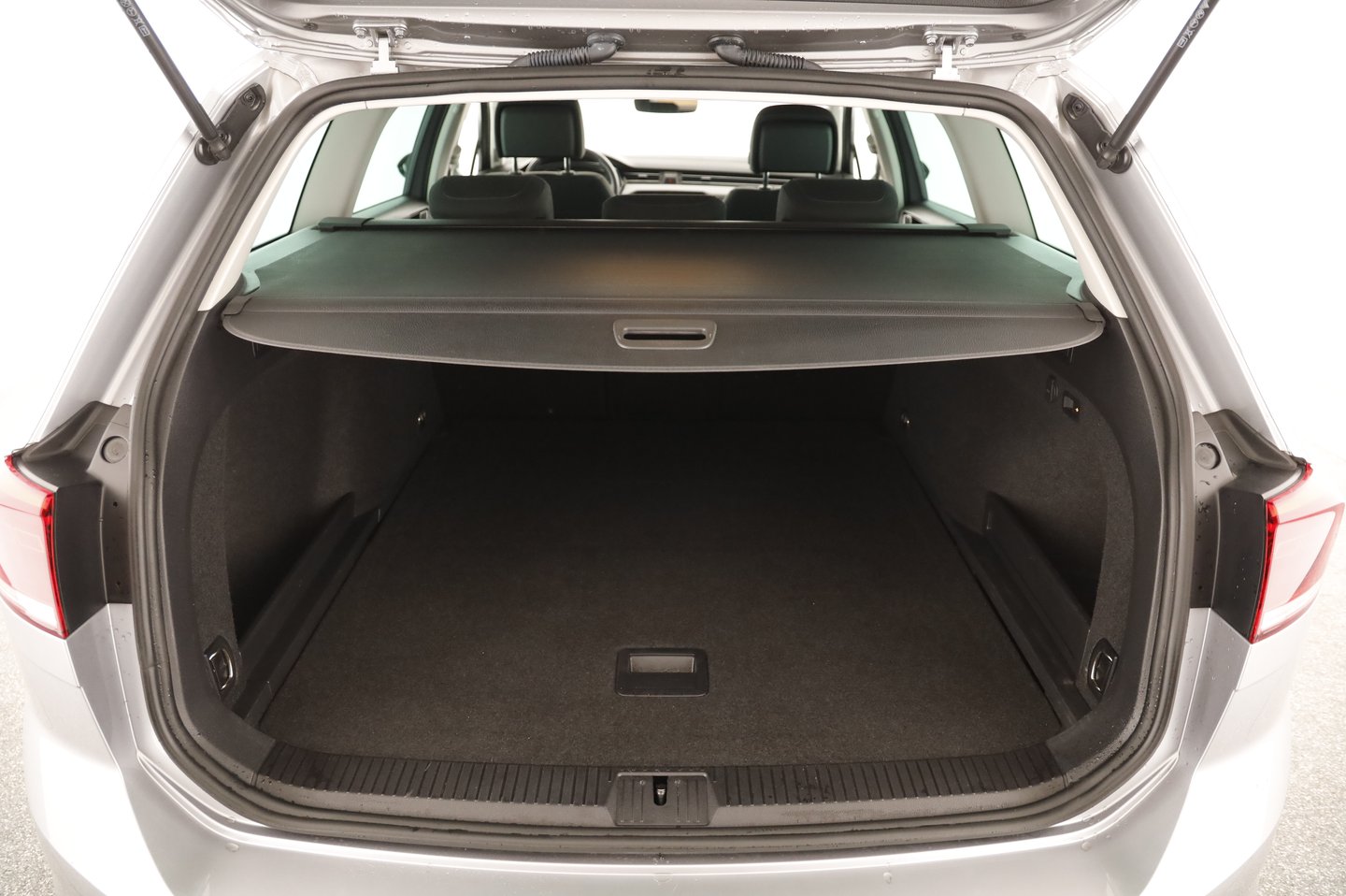 VW Passat Variant Business TDI DSG | Bild 20 von 23